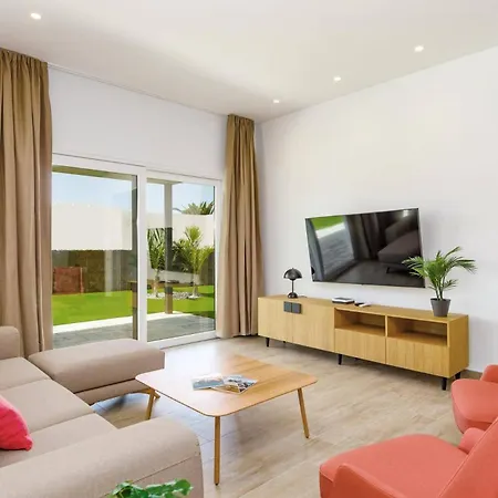 Вилла Tirma By *