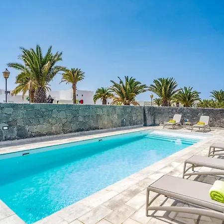 Villa Tirma By